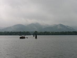 双峰插云