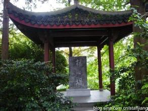 杨堤景行